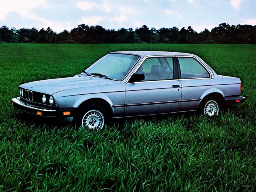  BMW 318i Coupe 1982 года  (US) (фото 1 из 1)